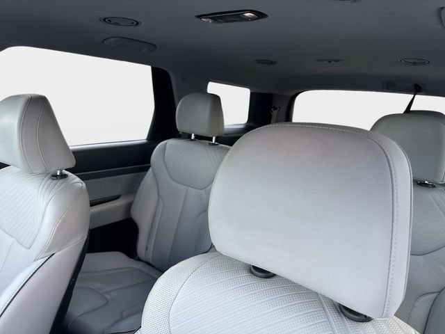 Used 2024 Hyundai Palisade SEL FWD image 17