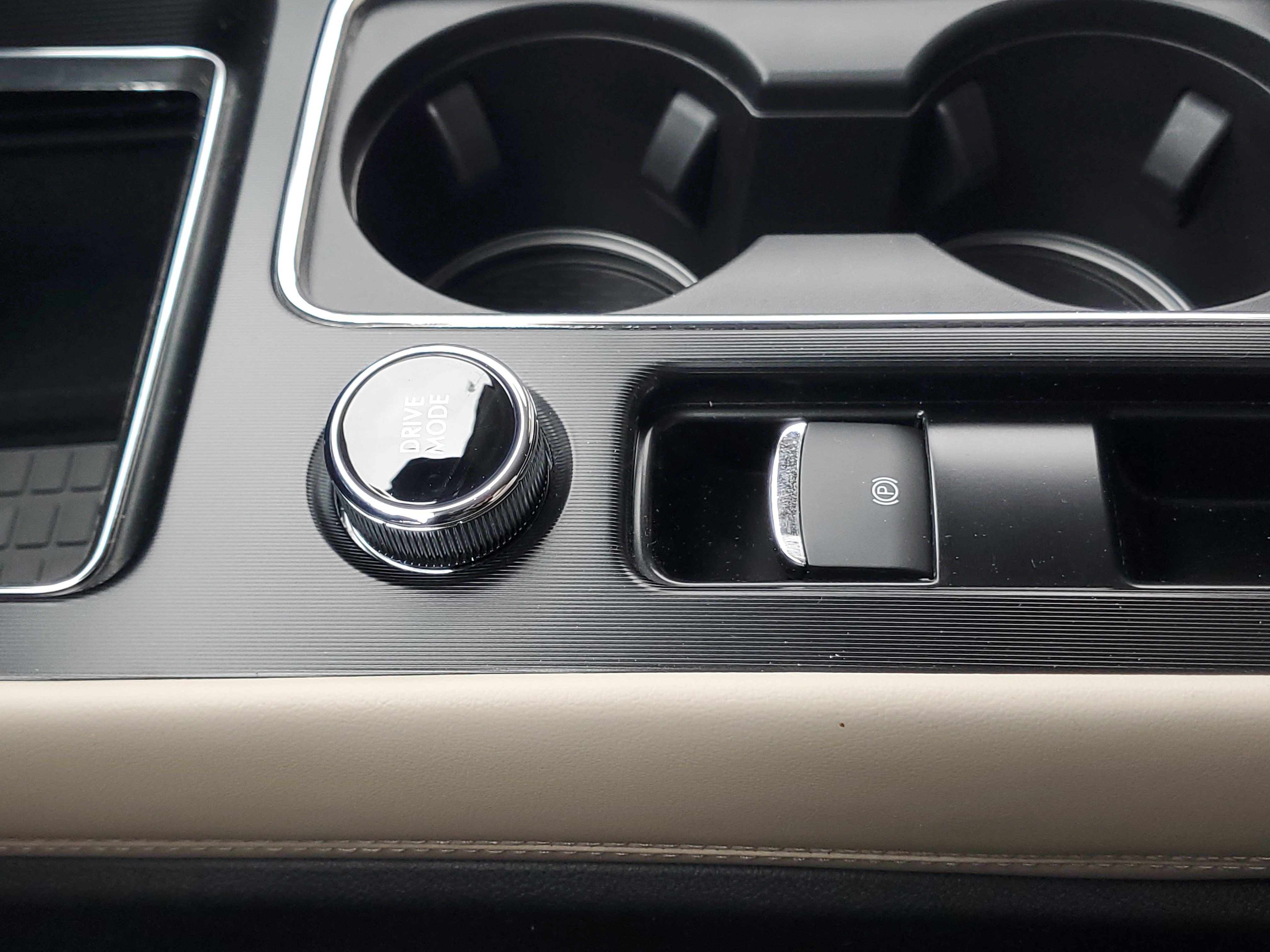 New 2026 Lincoln Corsair Premiere AWD/4WD image 24