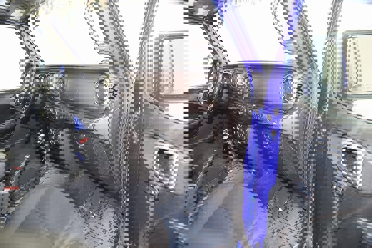 Used 2018 Jeep Wrangler Unlimited Sport S image 37