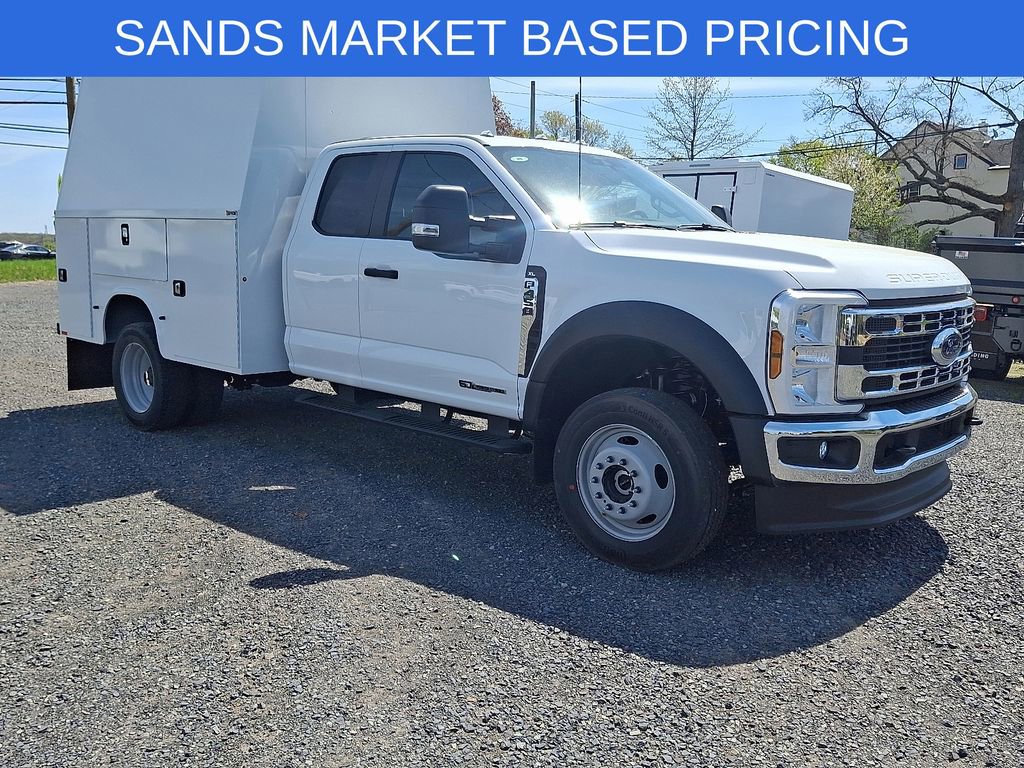New 2024 Ford F450 XL image 2