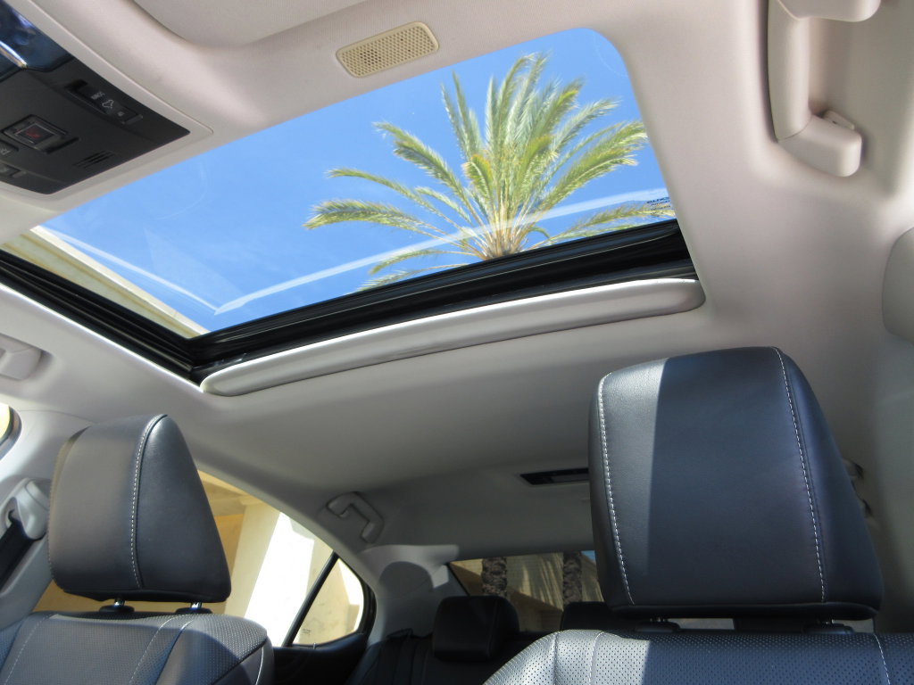 Used 2020 Lexus ES 350 w/ Accessory Package FWD image 25