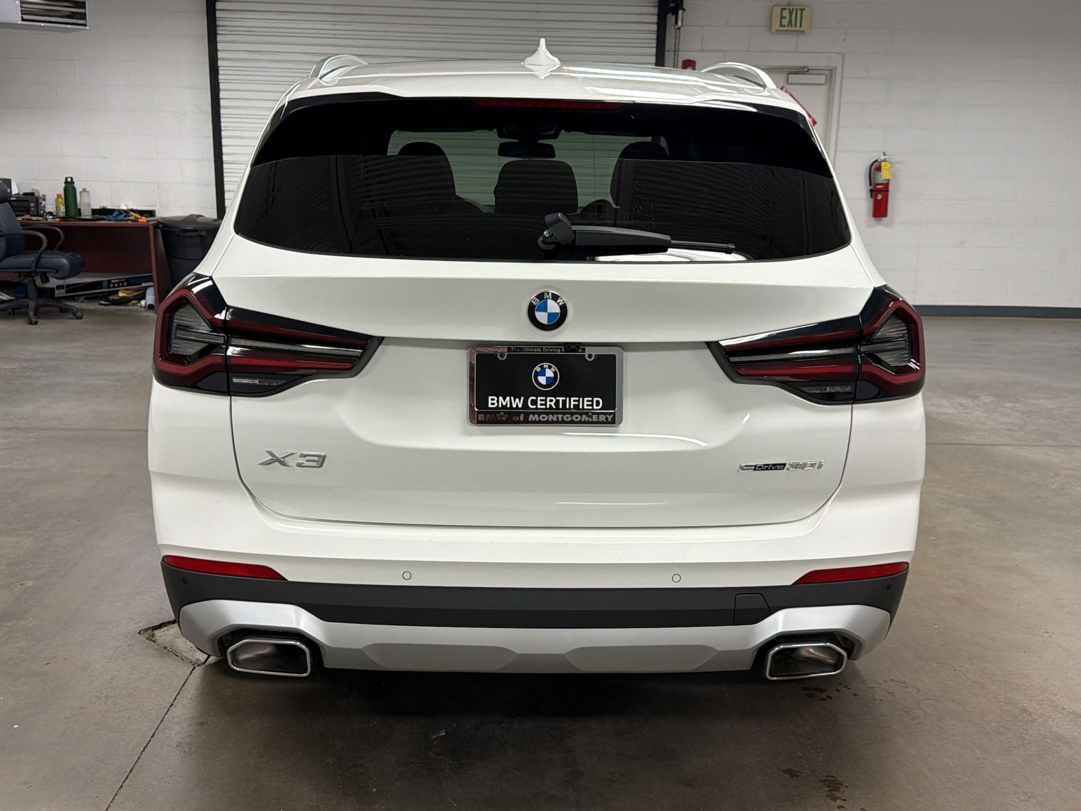 Used 2023 BMW X3 sDrive30i w/ Convenience Package RWD image 9