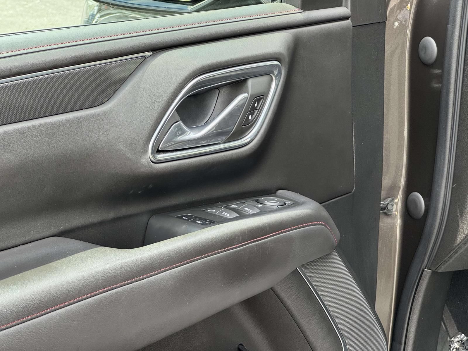 Used 2021 Chevrolet Tahoe RST AWD/4WD image 19