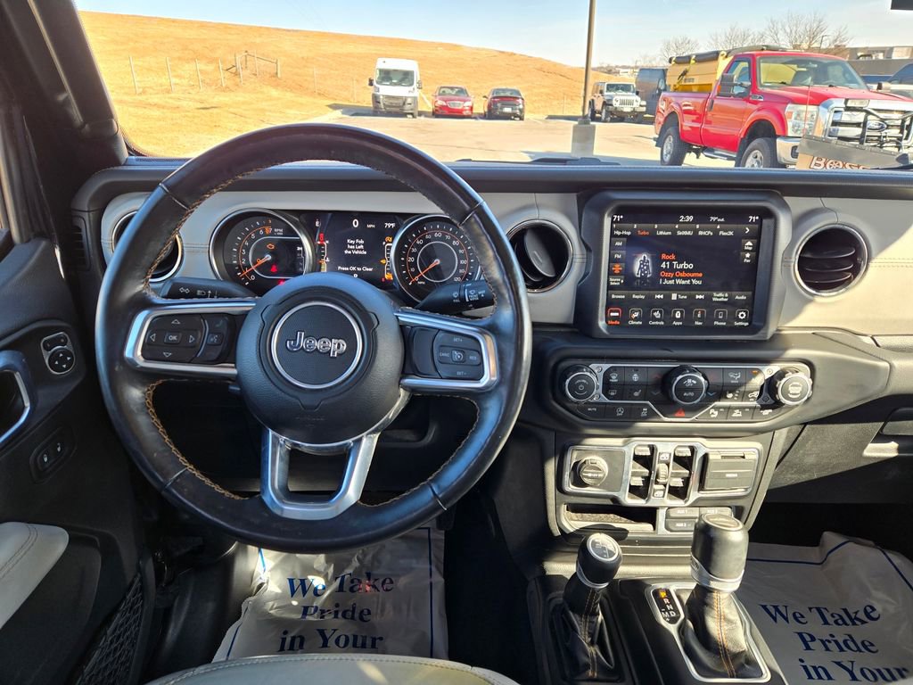 Used 2021 Jeep Gladiator Overland image 17
