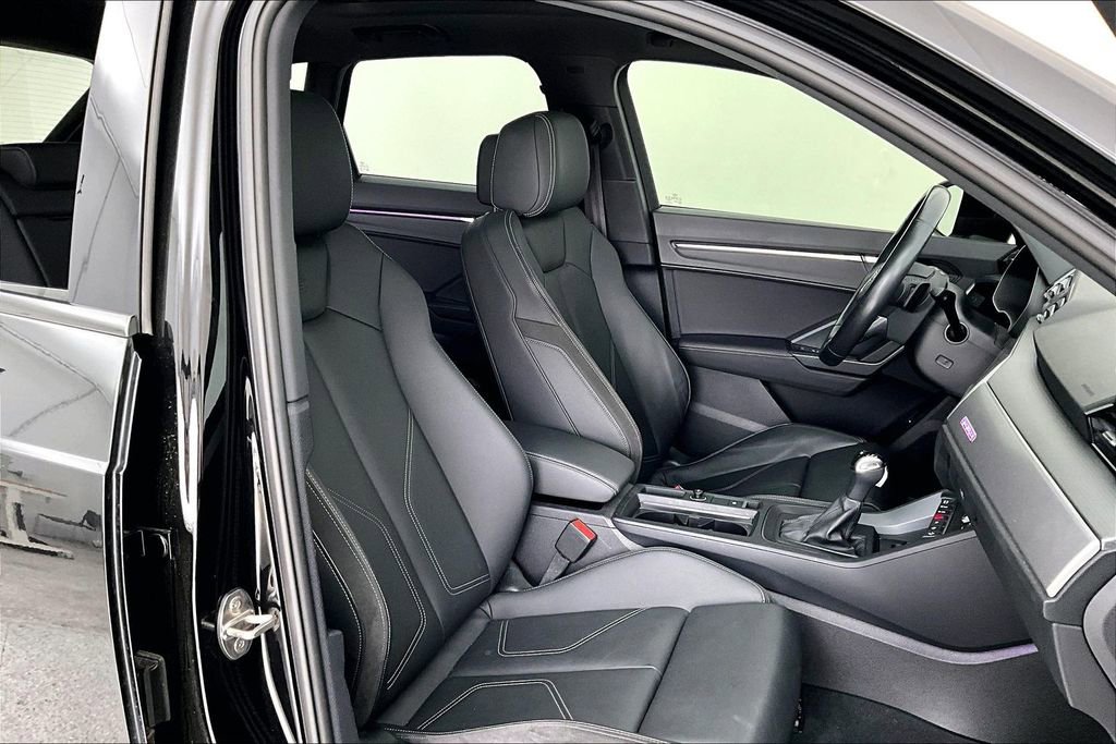 Used 2021 Audi Q3 2.0T Premium Plus w/ Premium Plus Package AWD/4WD image 10