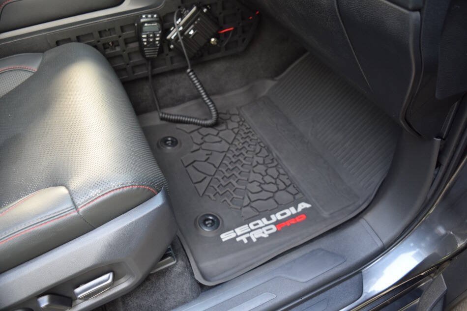Used 2025 Toyota Sequoia TRD Pro AWD/4WD image 52