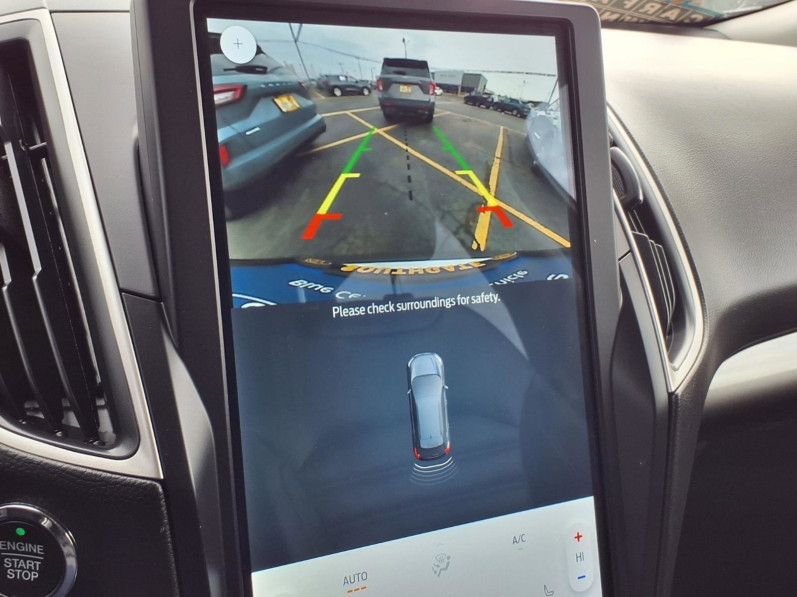 Certified 2024 Ford Edge SEL w/ Convenience Package AWD/4WD image 8