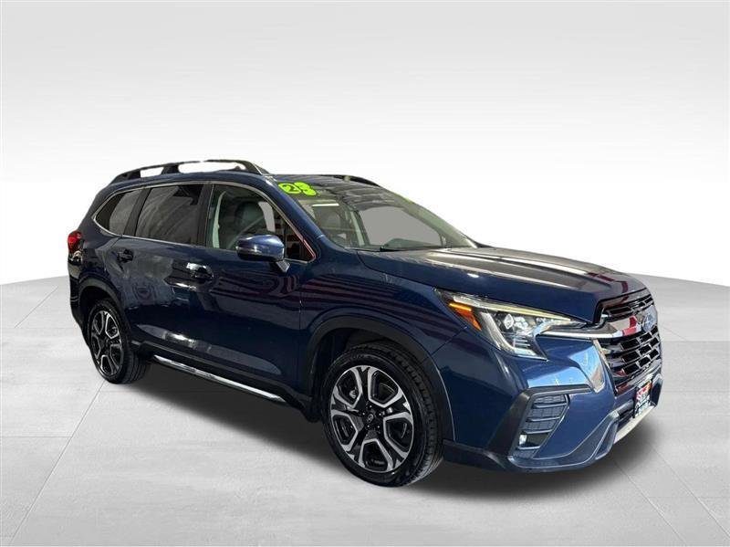 Used 2023 Subaru Ascent Limited AWD/4WD image 3