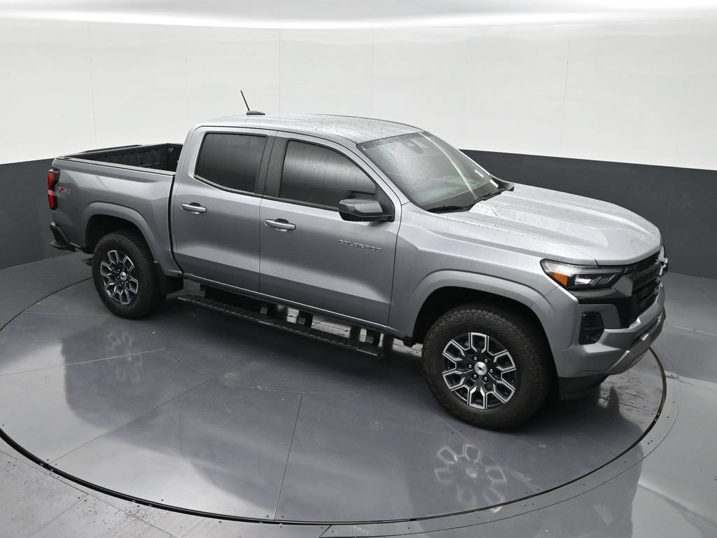 Used 2025 Chevrolet Colorado Z71 AWD/4WD image 18