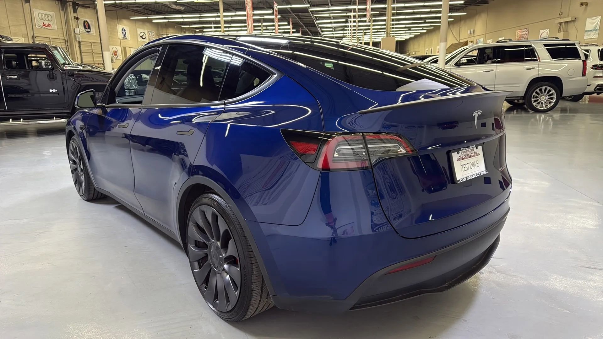 Used 2024 Tesla Model Y Performance AWD/4WD image 7