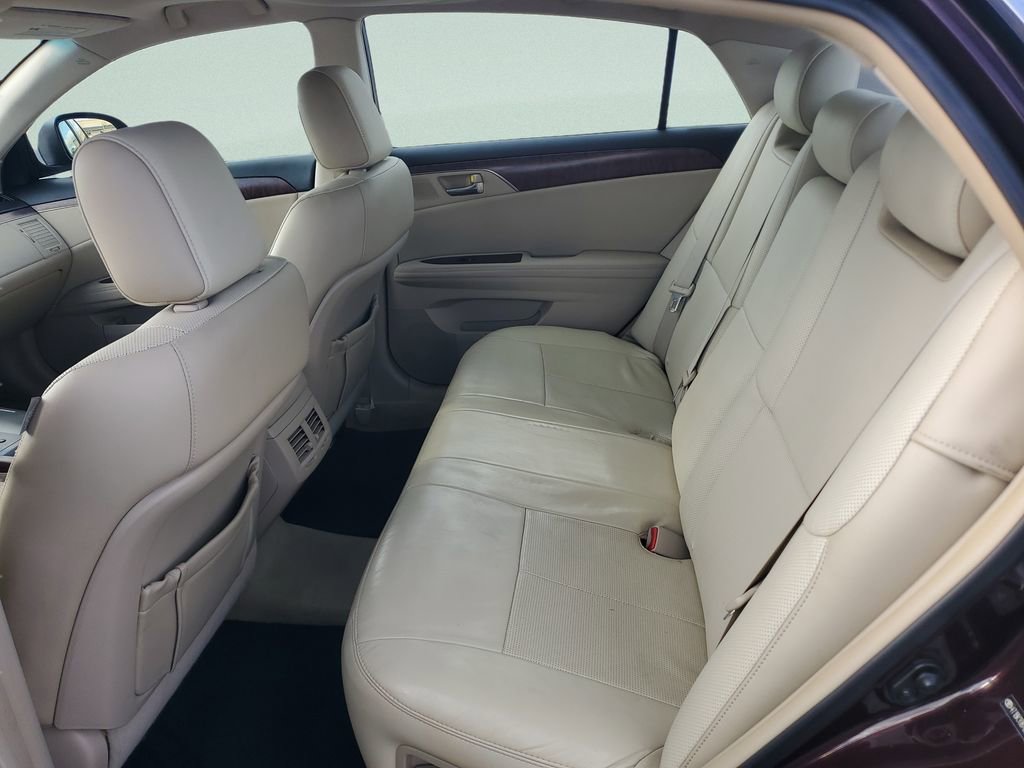Used 2011 Toyota Avalon Limited FWD image 10