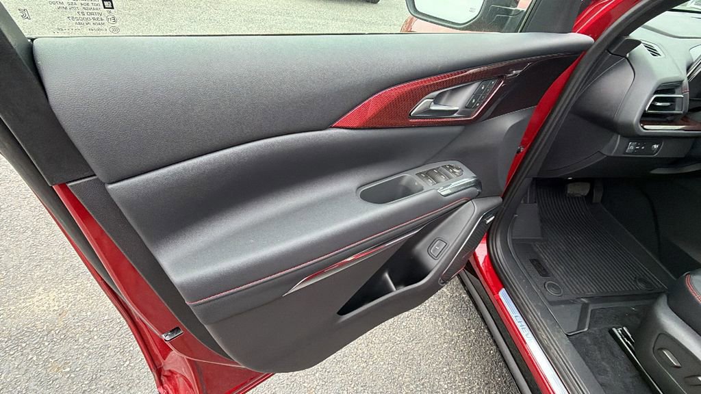 New 2026 Chevrolet Traverse RS image 11