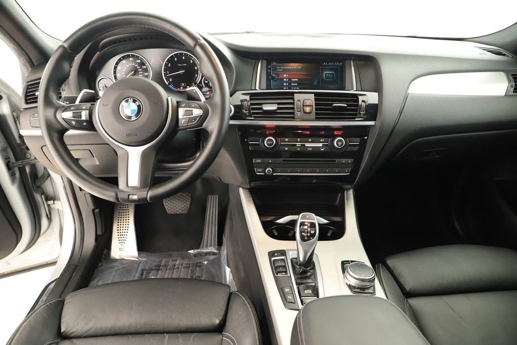 Used 2018 BMW X4 M40i image 18