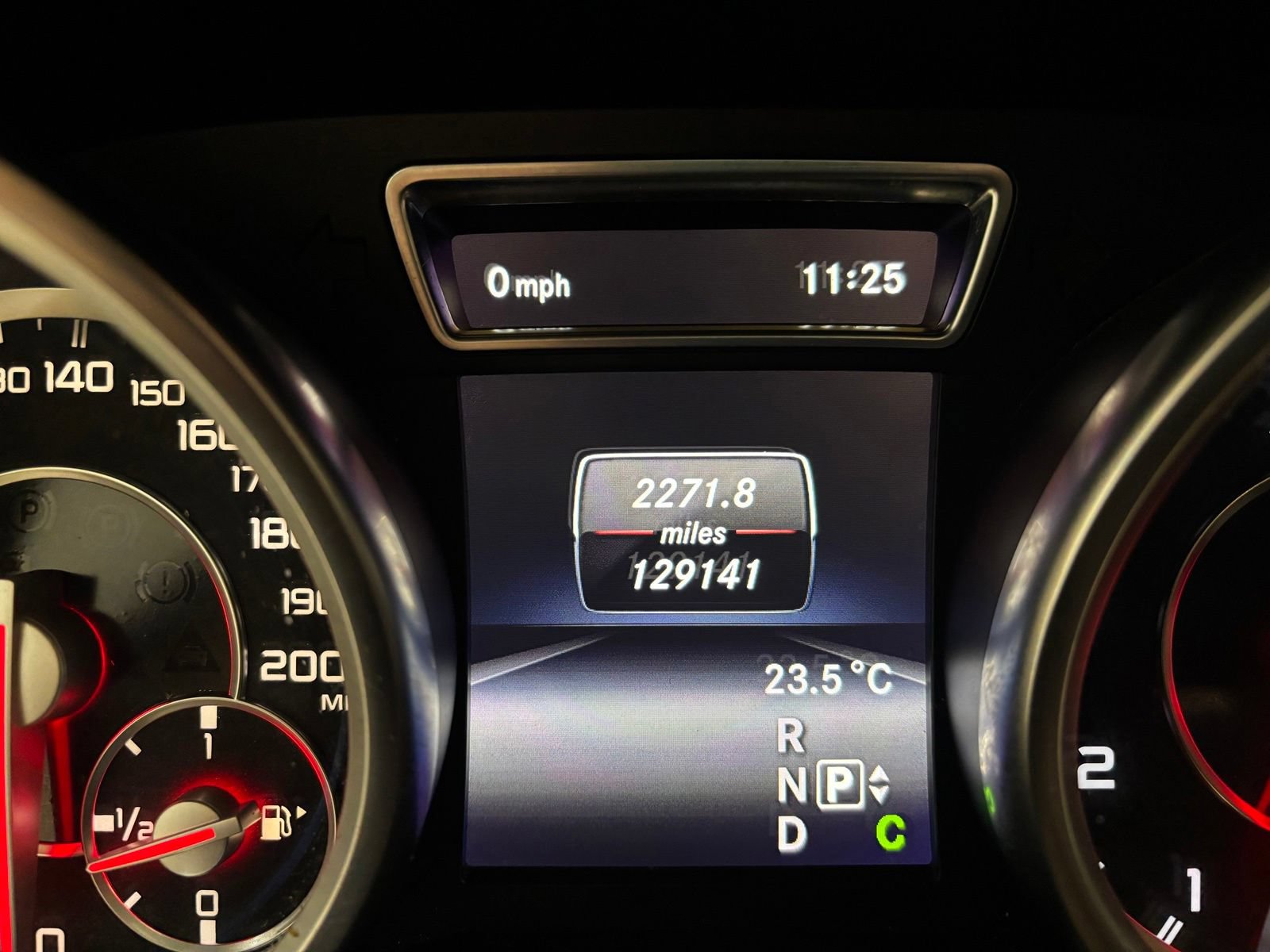 Used 2015 Mercedes-Benz ML 63 AMG 4MATIC image 15