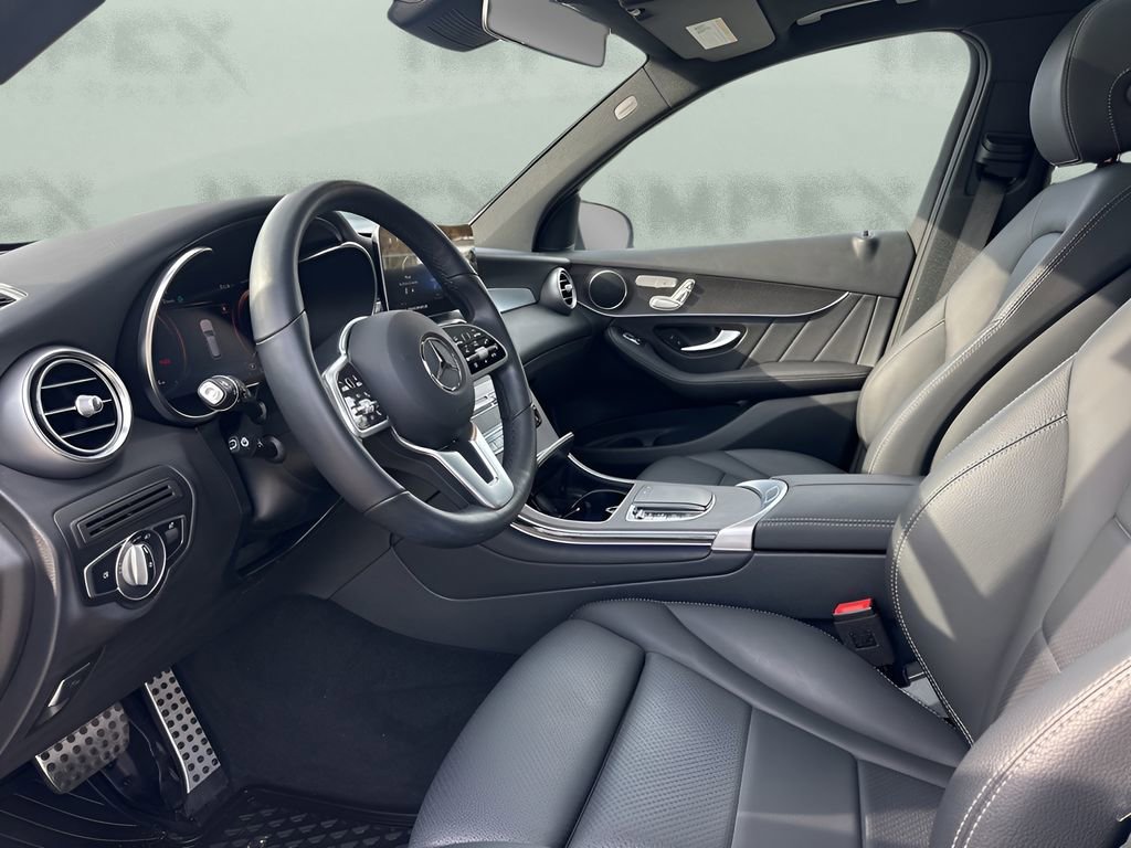 Used 2022 Mercedes-Benz GLC 300 4MATIC image 9
