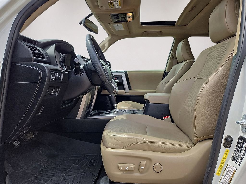 Used 2015 Toyota 4Runner Limited RWD image 21