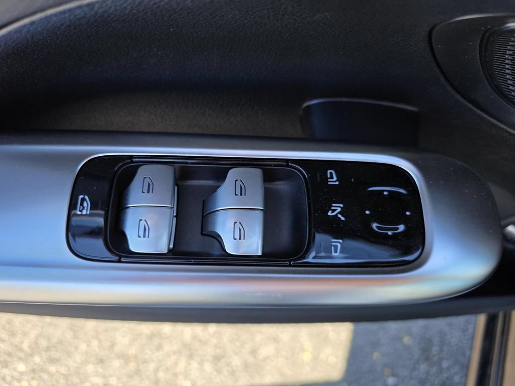 Certified 2026 Mercedes-Benz C 300 4MATIC Sedan image 12
