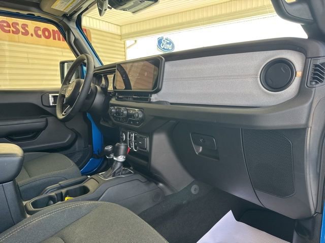 Used 2024 Jeep Wrangler Sport S image 26