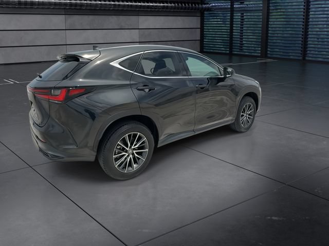 Used 2025 Lexus NX 250 FWD w/ Towing Package (2000 Lbs) image 8