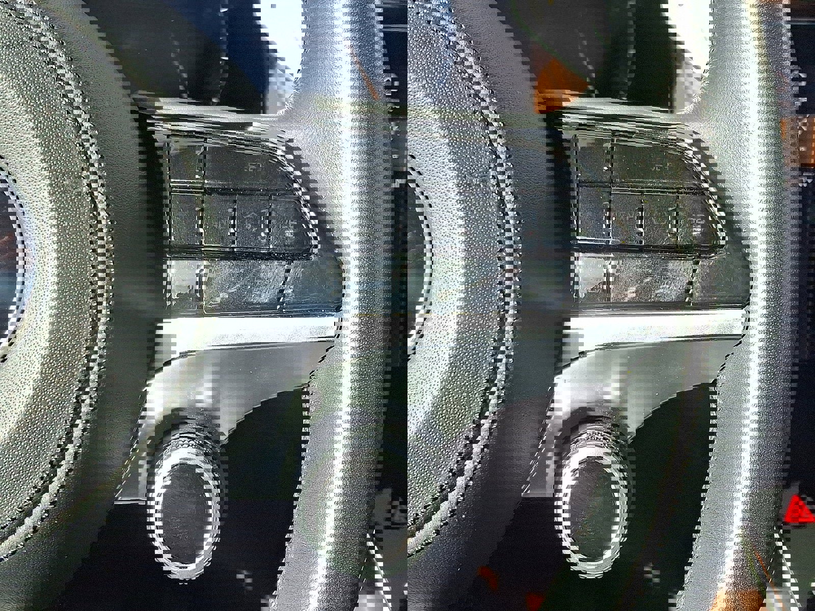 Used 2023 Maserati Grecale GT image 23