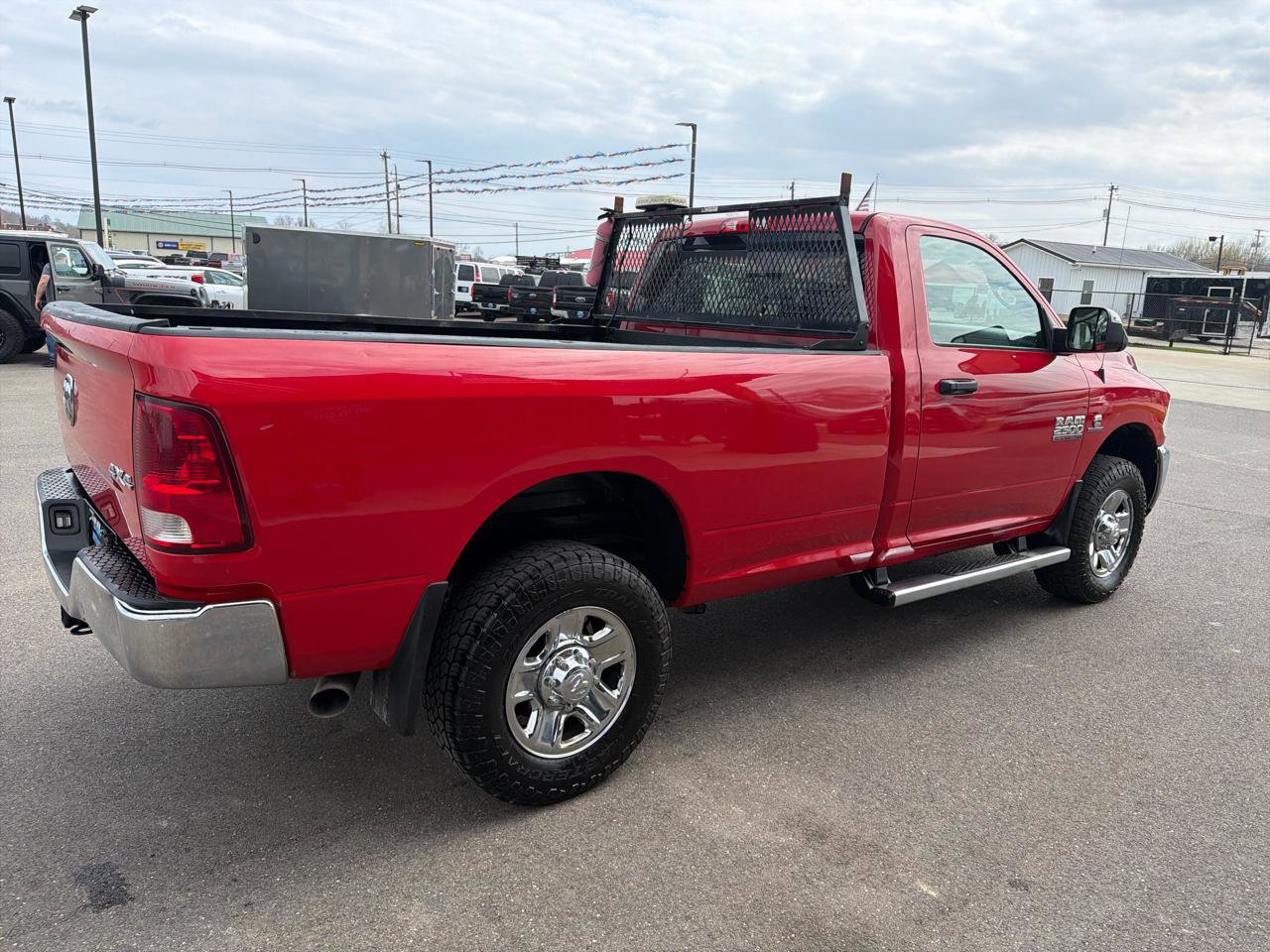 Used 2018 RAM 2500 Tradesman w/ Chrome Appearance Group AWD/4WD image 4
