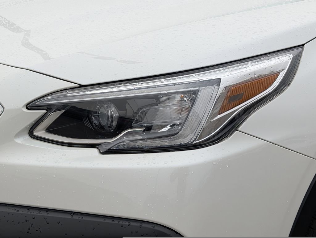 Used 2022 Subaru Outback Touring image 16