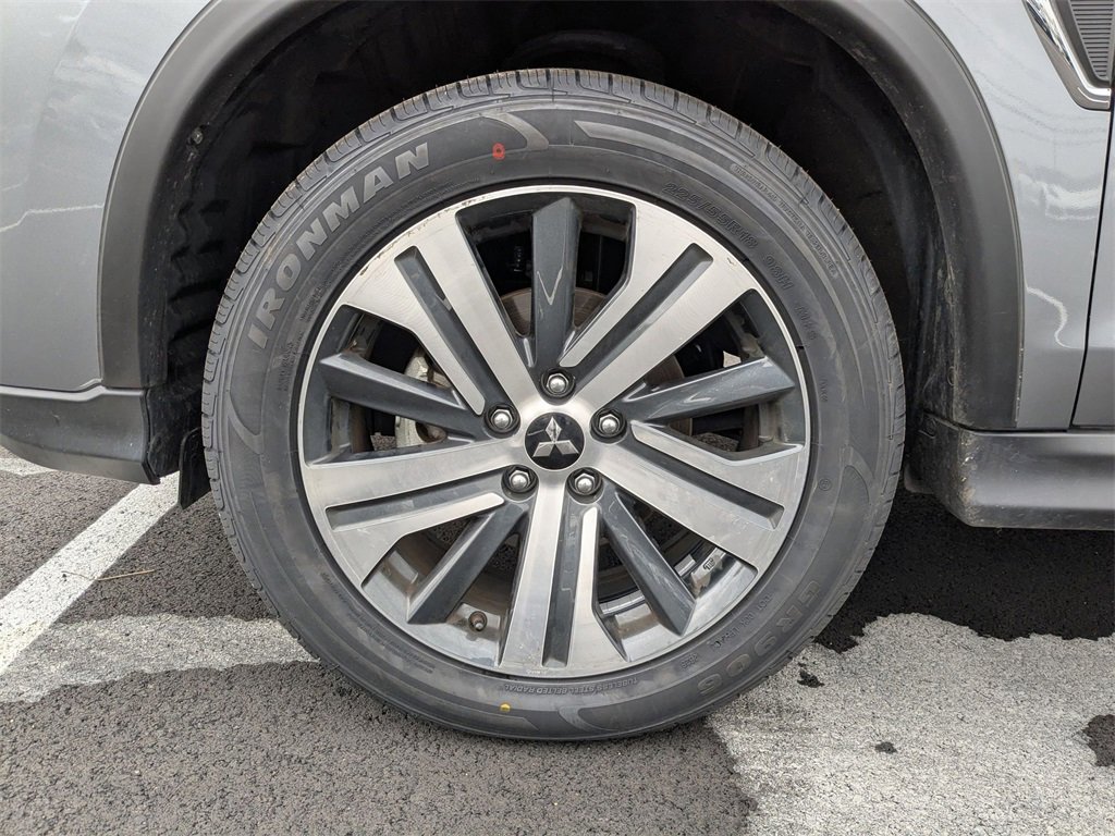 Used 2025 Mitsubishi Outlander Sport AWD image 11