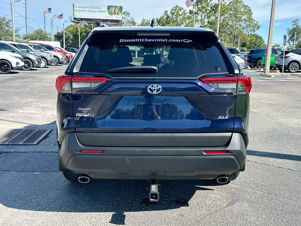 Used 2025 Toyota RAV4 XLE w/ Convenience Package FWD image 6