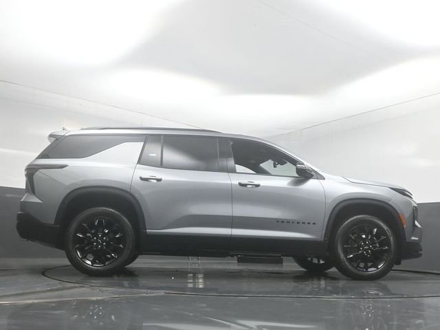 New 2026 Chevrolet Traverse LT w/ Midnight/Sport Edition FWD image 32