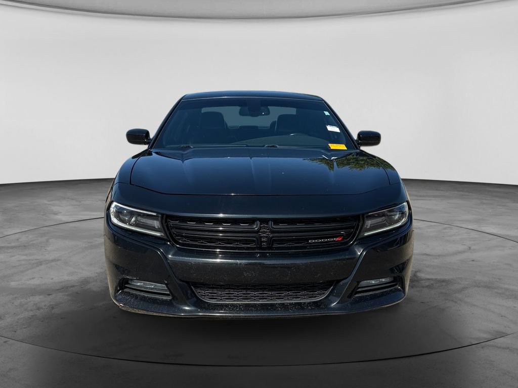 Used 2016 Dodge Charger R/T w/ Plus Group RWD image 2