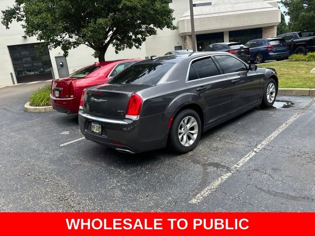 Used 2015 Chrysler 300 Limited RWD image 14