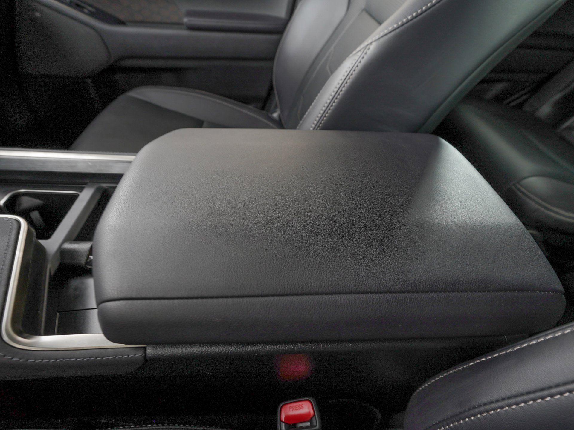 Used 2025 Lexus GX 550 550 Luxury w/ Cold Area Package image 31