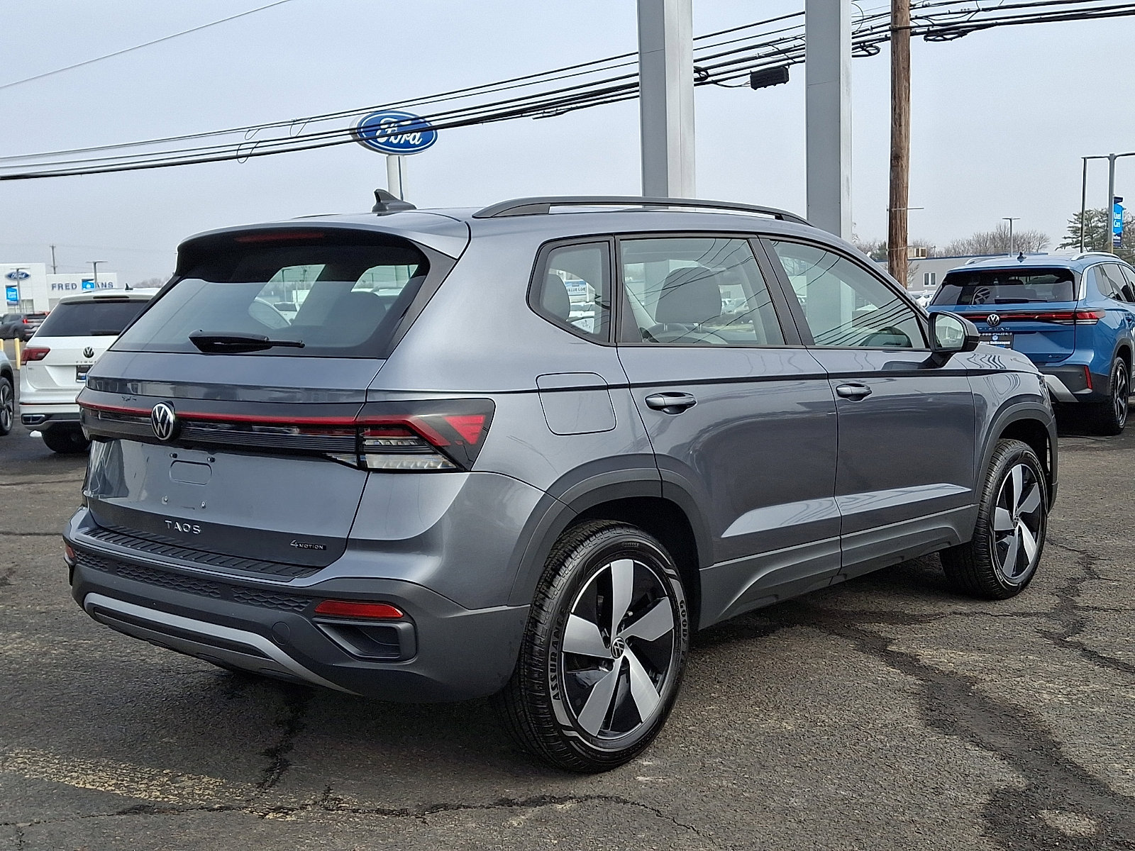 Certified 2025 Volkswagen Taos S image 7