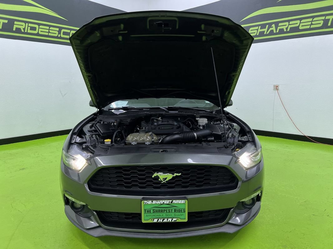 Used 2017 Ford Mustang Coupe RWD image 4