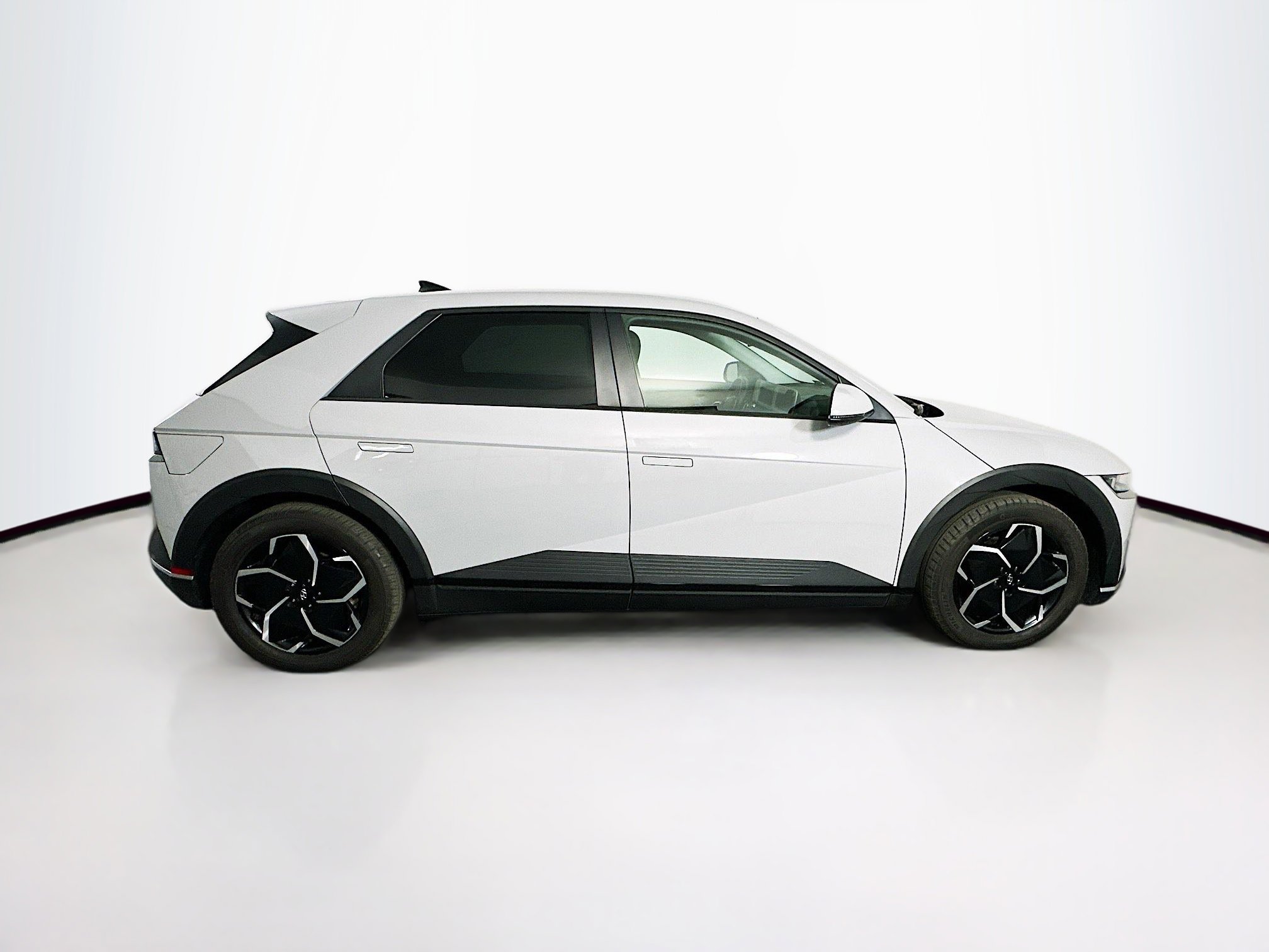 Used 2024 Hyundai Ioniq 5 SEL image 10