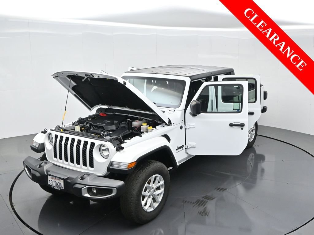 Used 2023 Jeep Gladiator Sport image 39