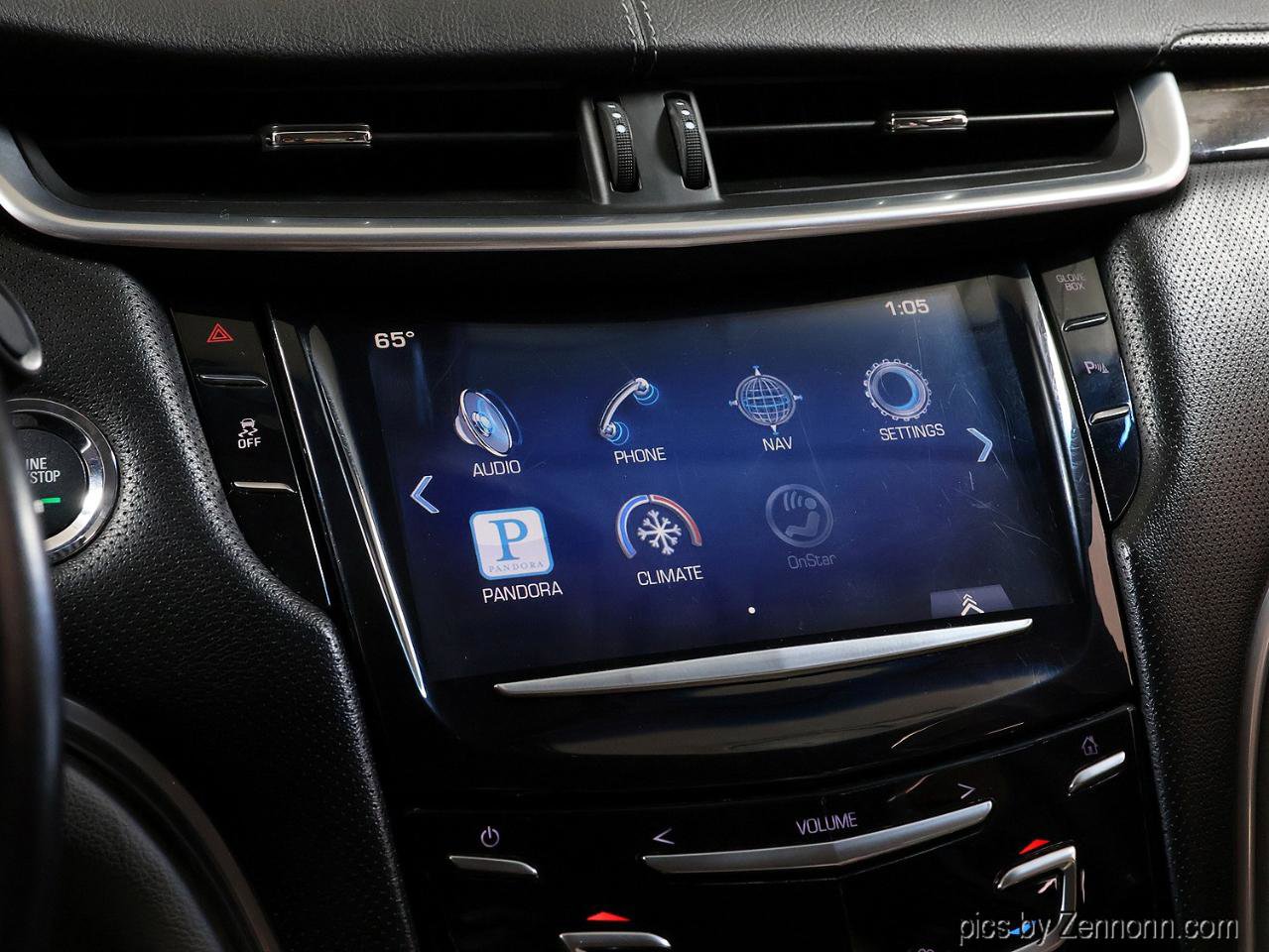 Used 2013 Cadillac XTS Luxury FWD image 18