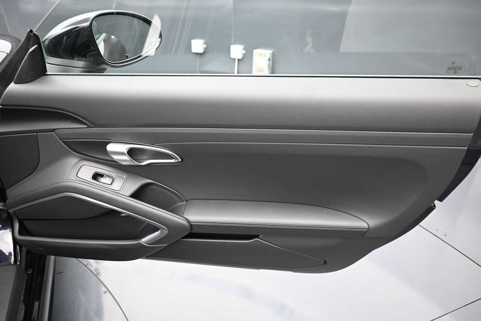 Certified 2024 Porsche 718 Boxster S RWD image 18
