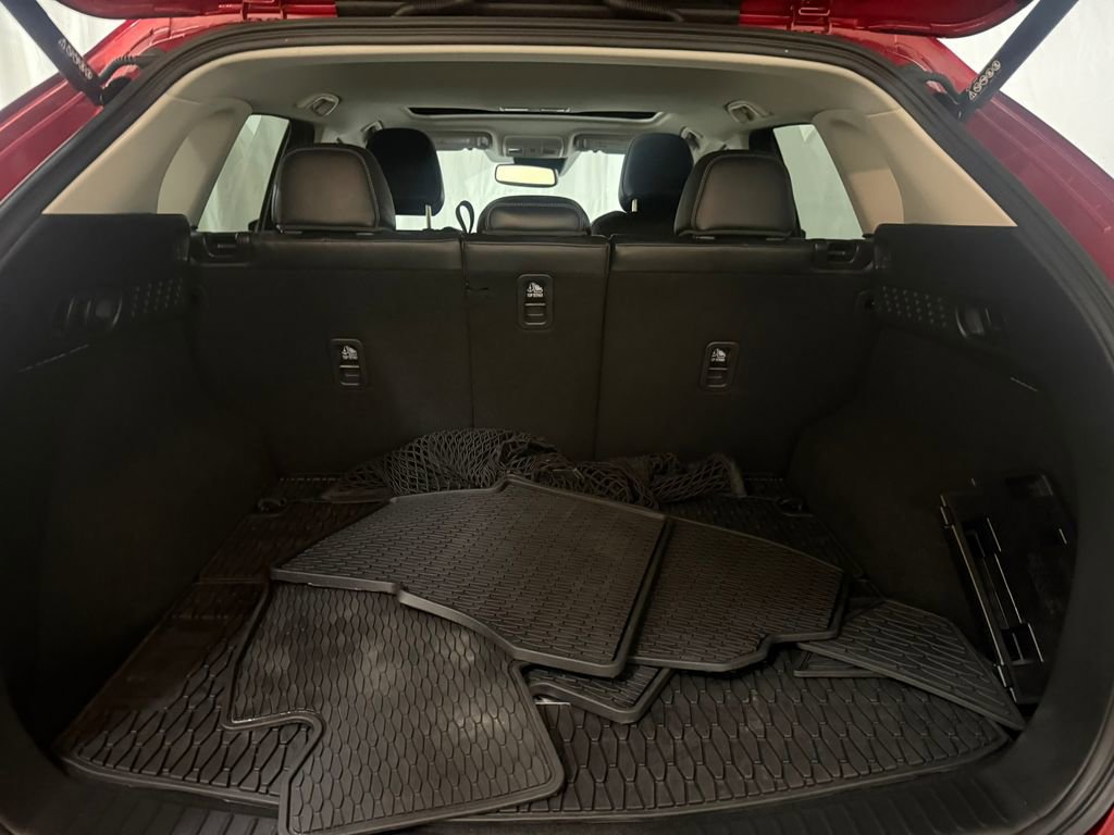 Used 2025 MAZDA CX-5 AWD 2.5 S w/ Preferred Package image 28