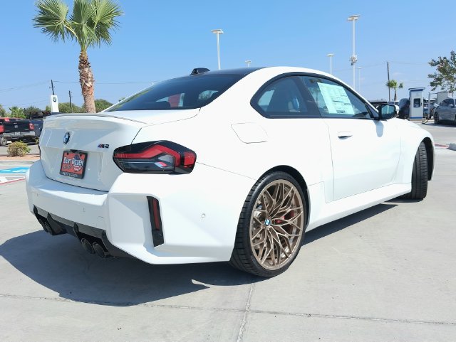 New 2026 BMW M2 w/ Lighting Package RWD image 7
