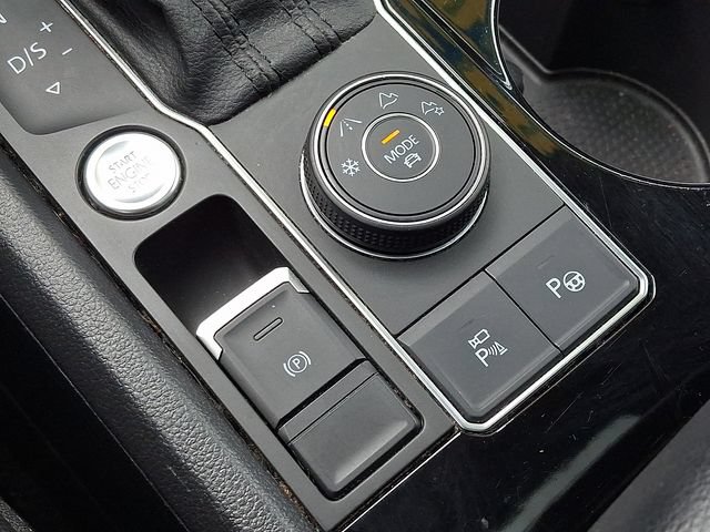 Used 2018 Volkswagen Atlas SEL Premium AWD/4WD image 26