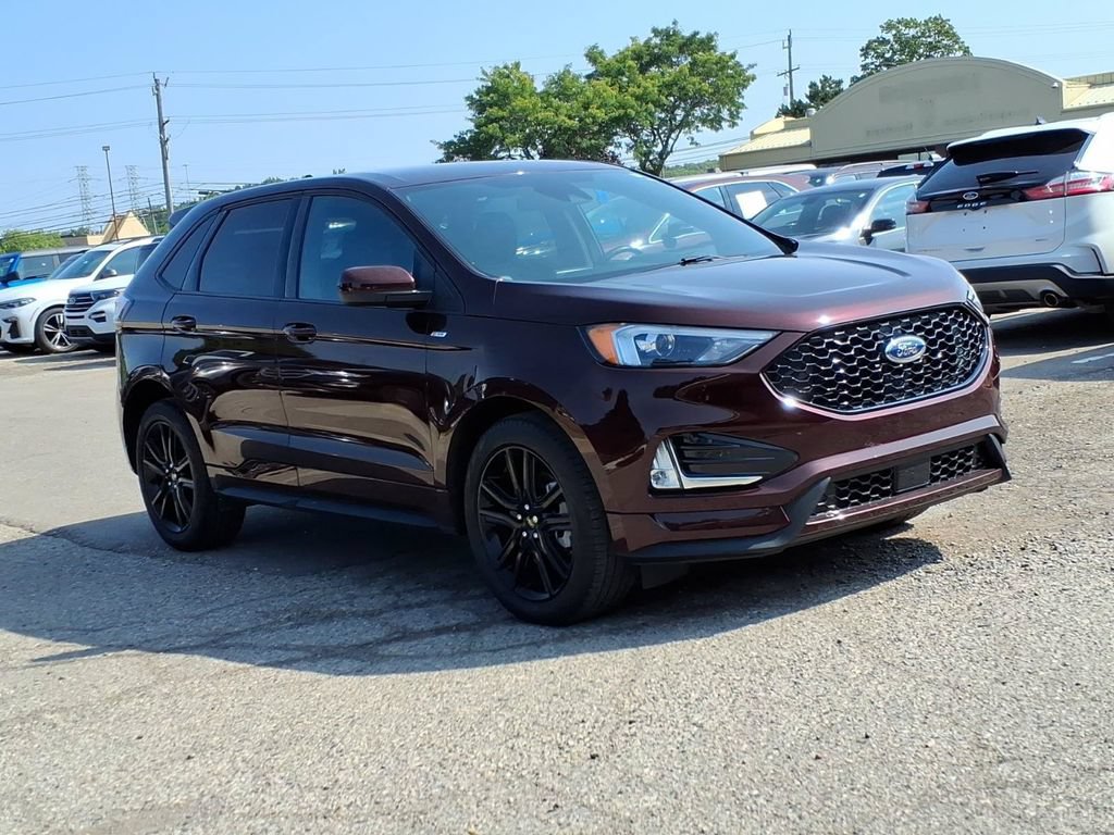 Used 2024 Ford Edge ST-Line AWD/4WD image 7