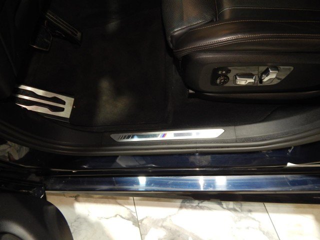 Used 2021 BMW X6 xDrive40i image 15