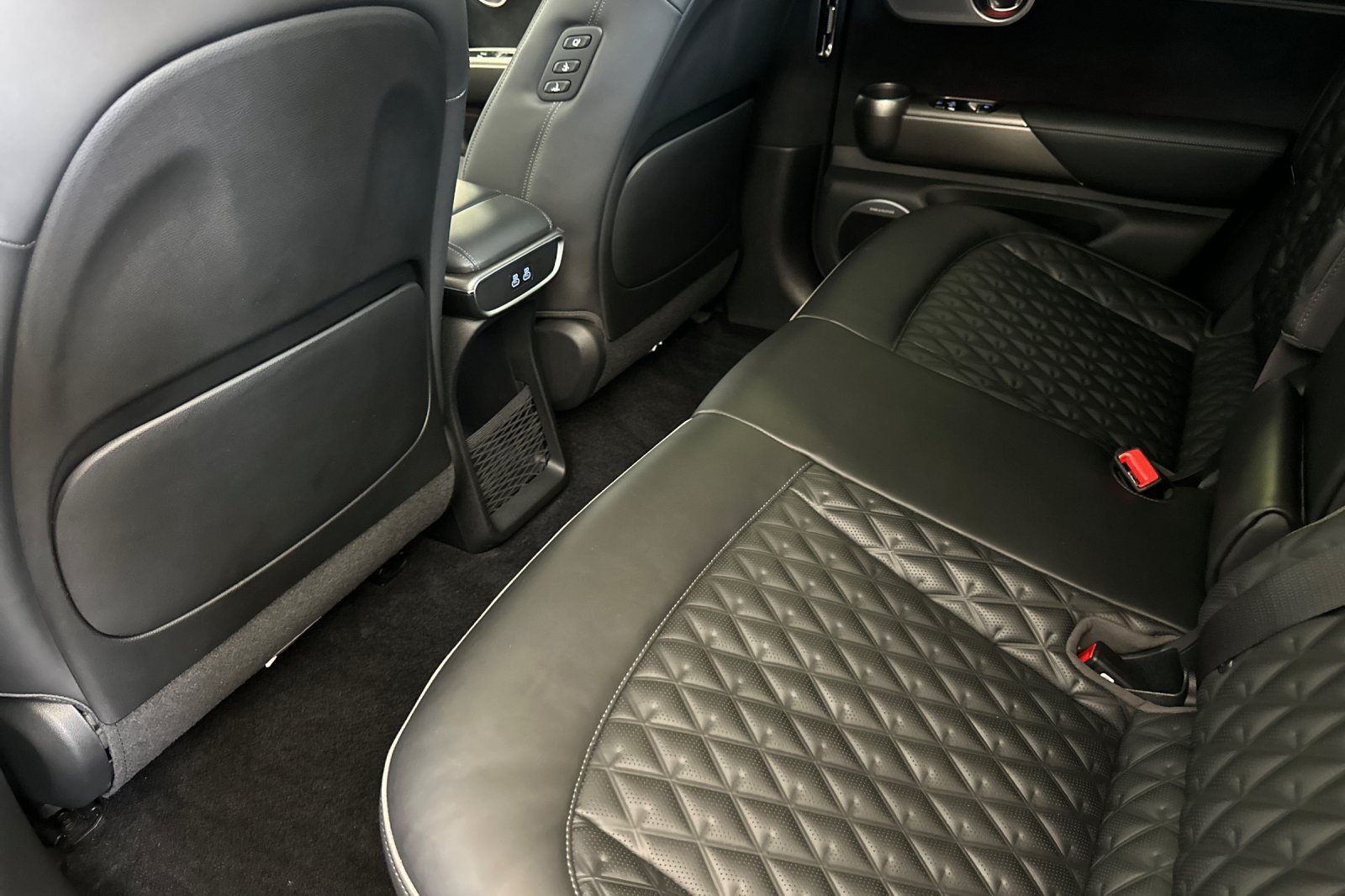 Used 2023 Genesis GV60 Performance AWD/4WD image 15
