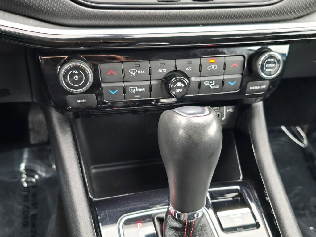 Used 2022 Jeep Compass Trailhawk w/ Sun and Sound Group AWD/4WD image 23
