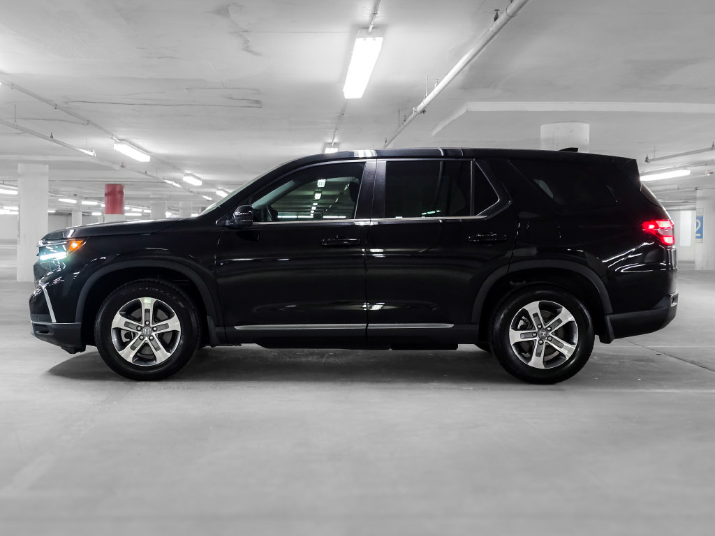Used 2023 Honda Pilot EX-L image 12