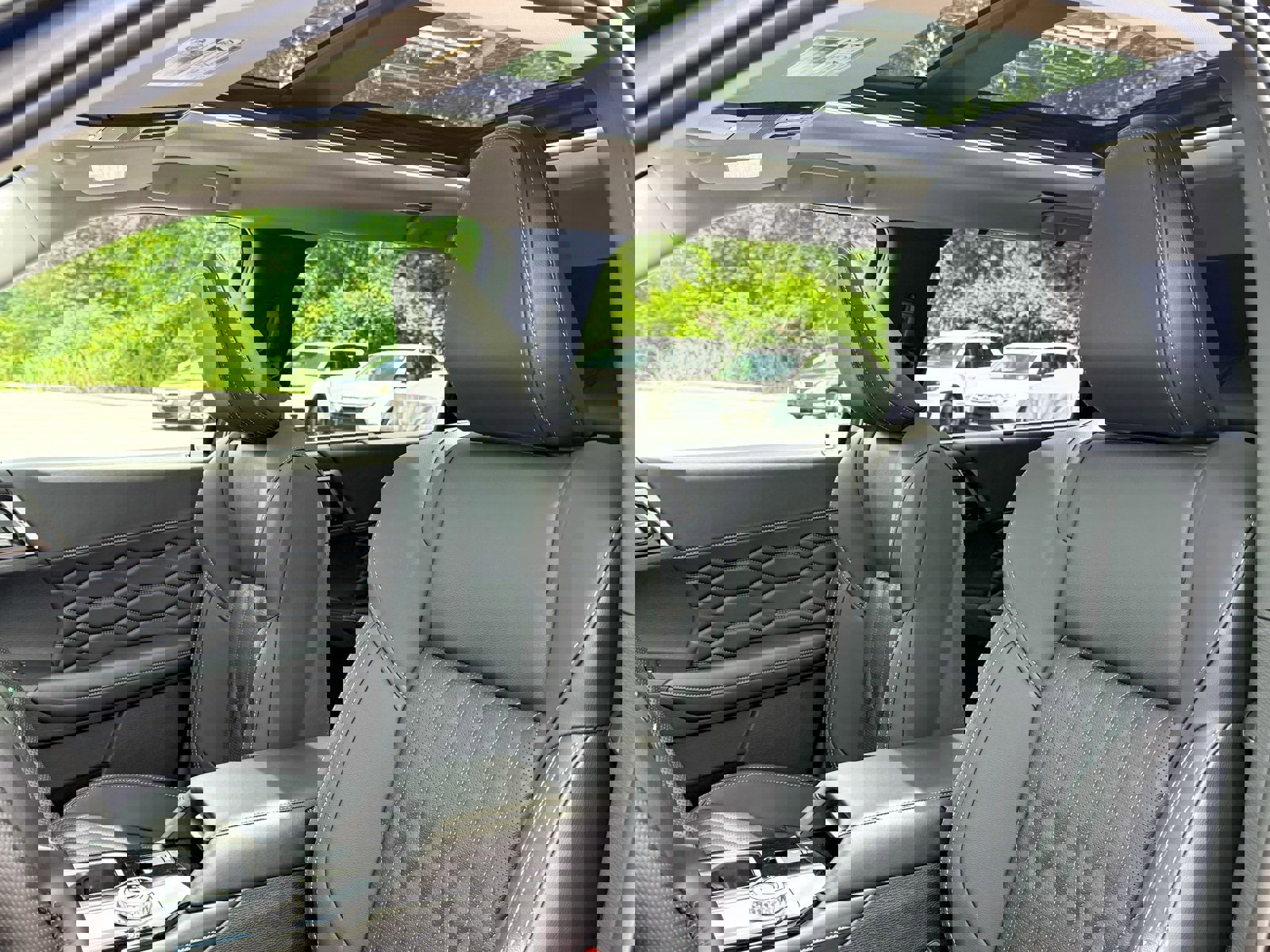 New 2025 Mitsubishi Outlander AWD image 6