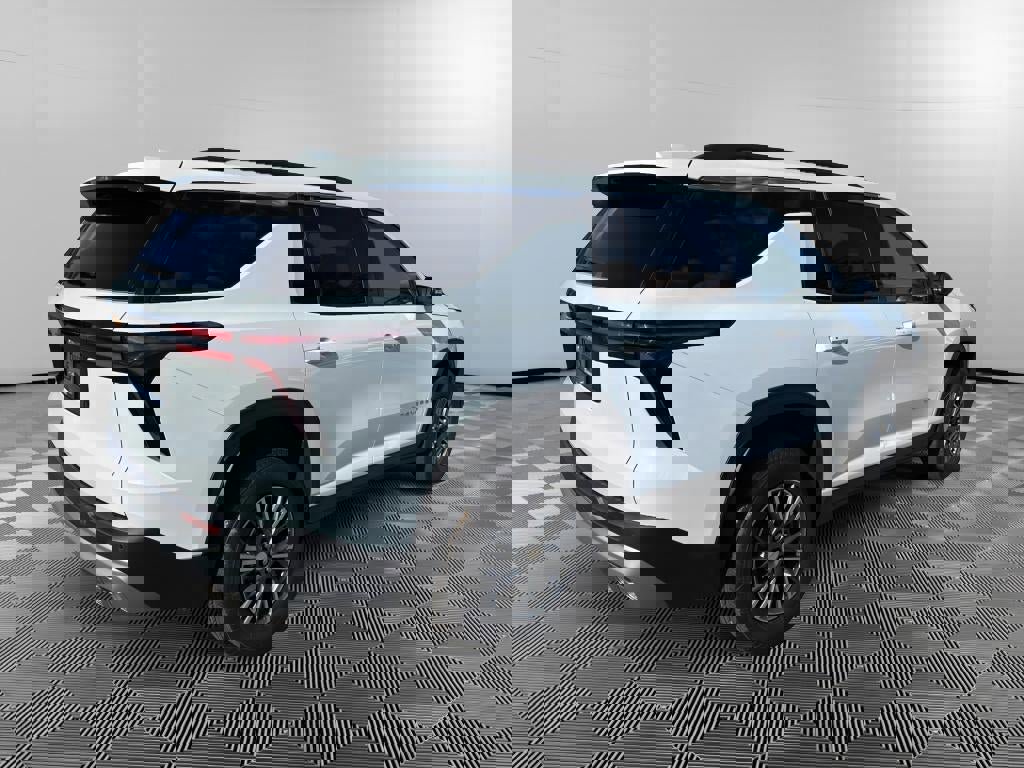 New 2026 Chevrolet Traverse LT w/ Driver Confidence Package image 7