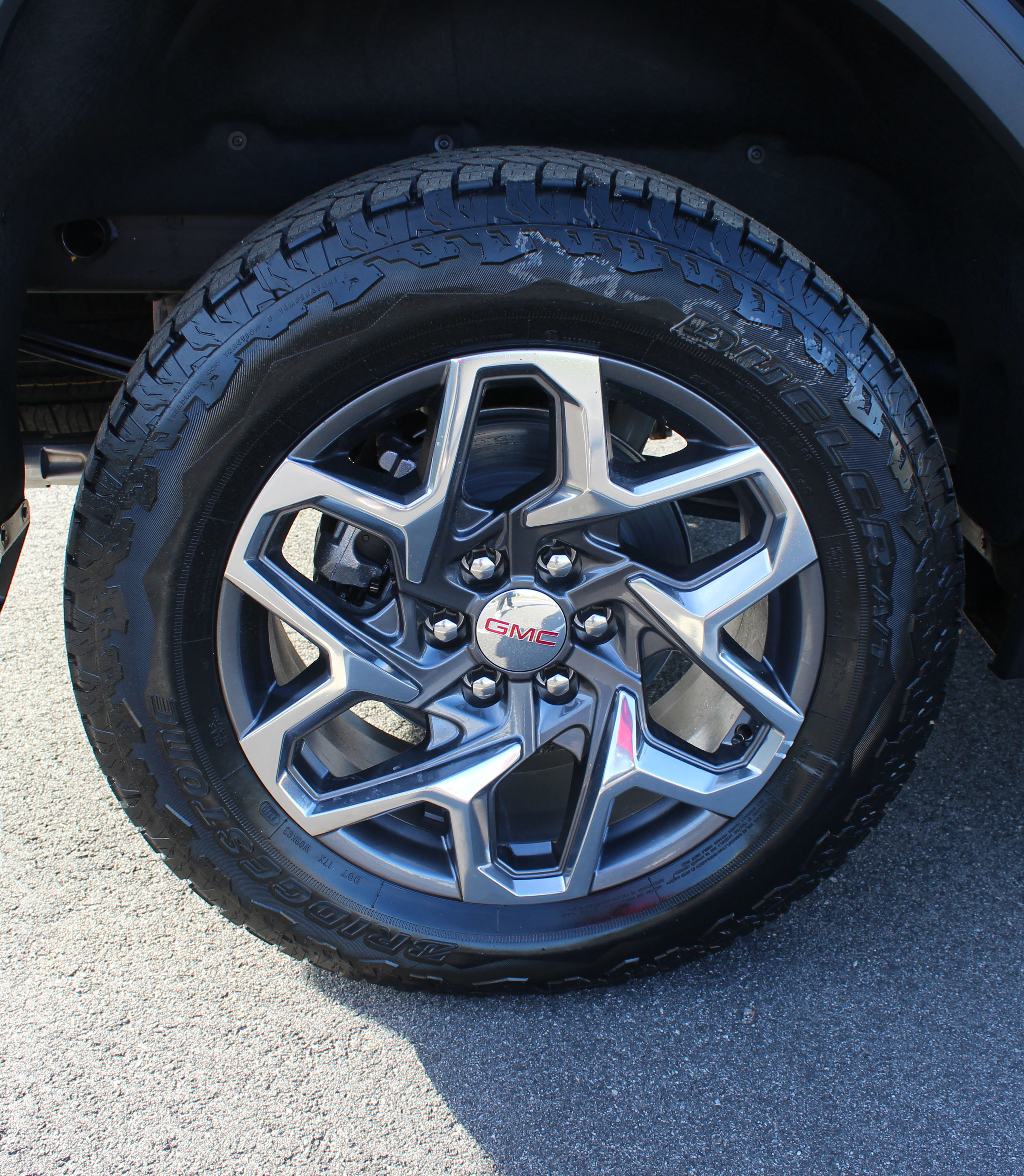 New 2026 GMC Sierra 1500 SLT w/ SLT Premium Plus Package image 23