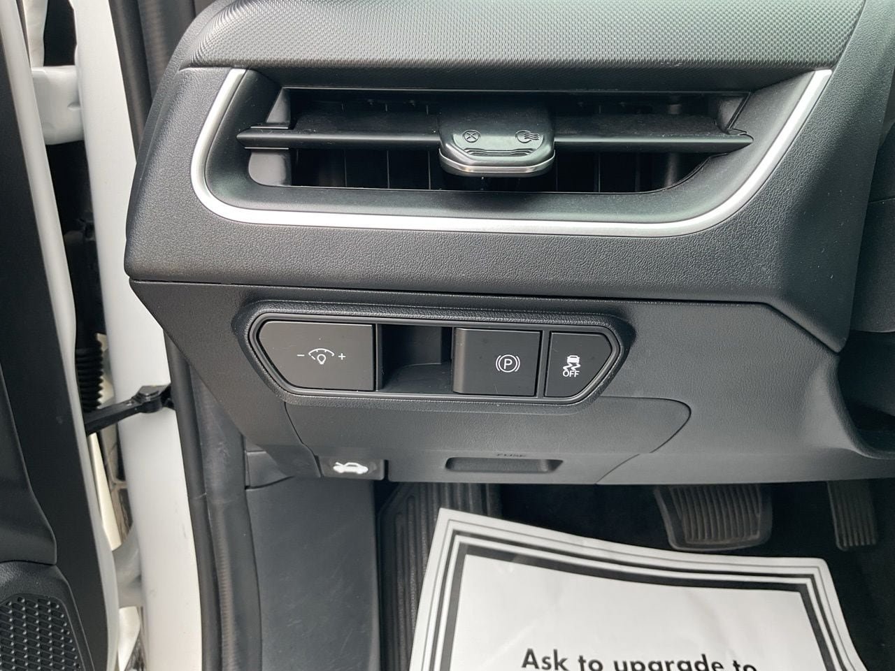 Used 2025 Kia K4 FWD image 10